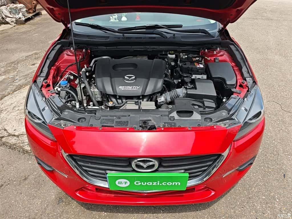 Mazda Mazda3, 2019 20