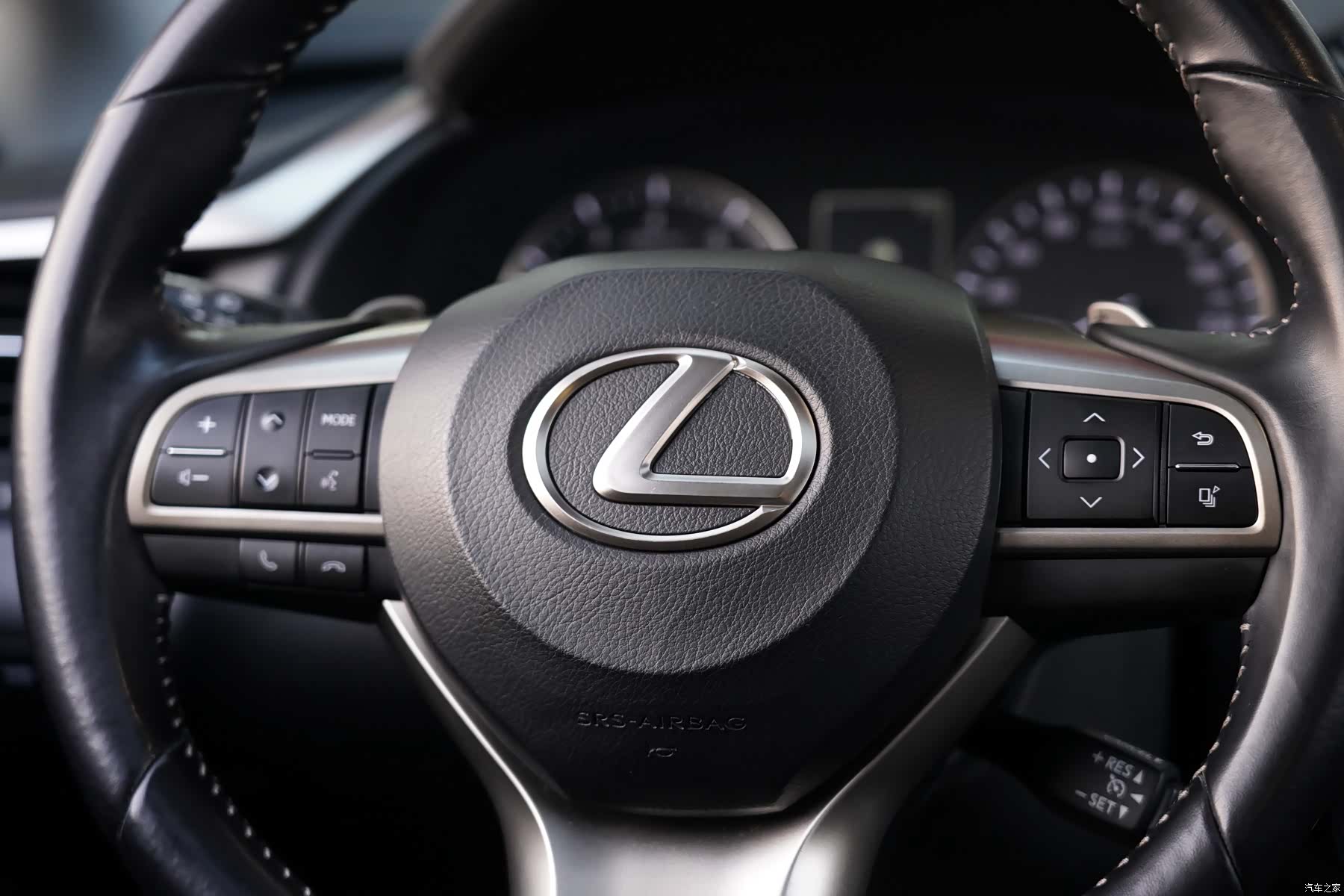 Lexus RX, 2021 11