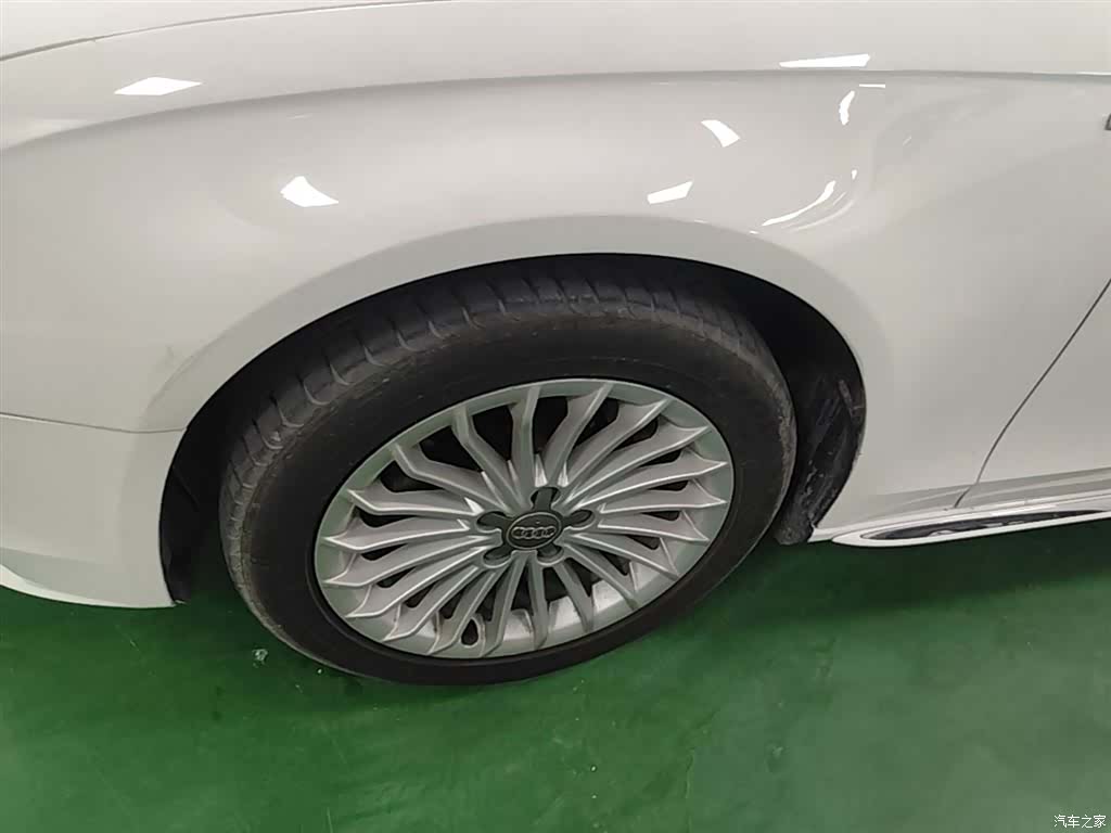 Audi A4L, 2016 23