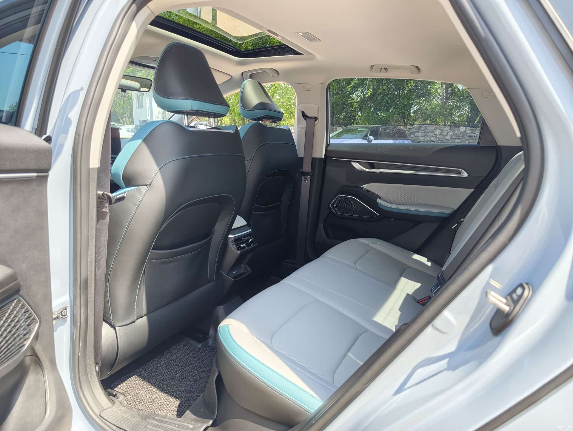 Geely Emgrand, 2024 10
