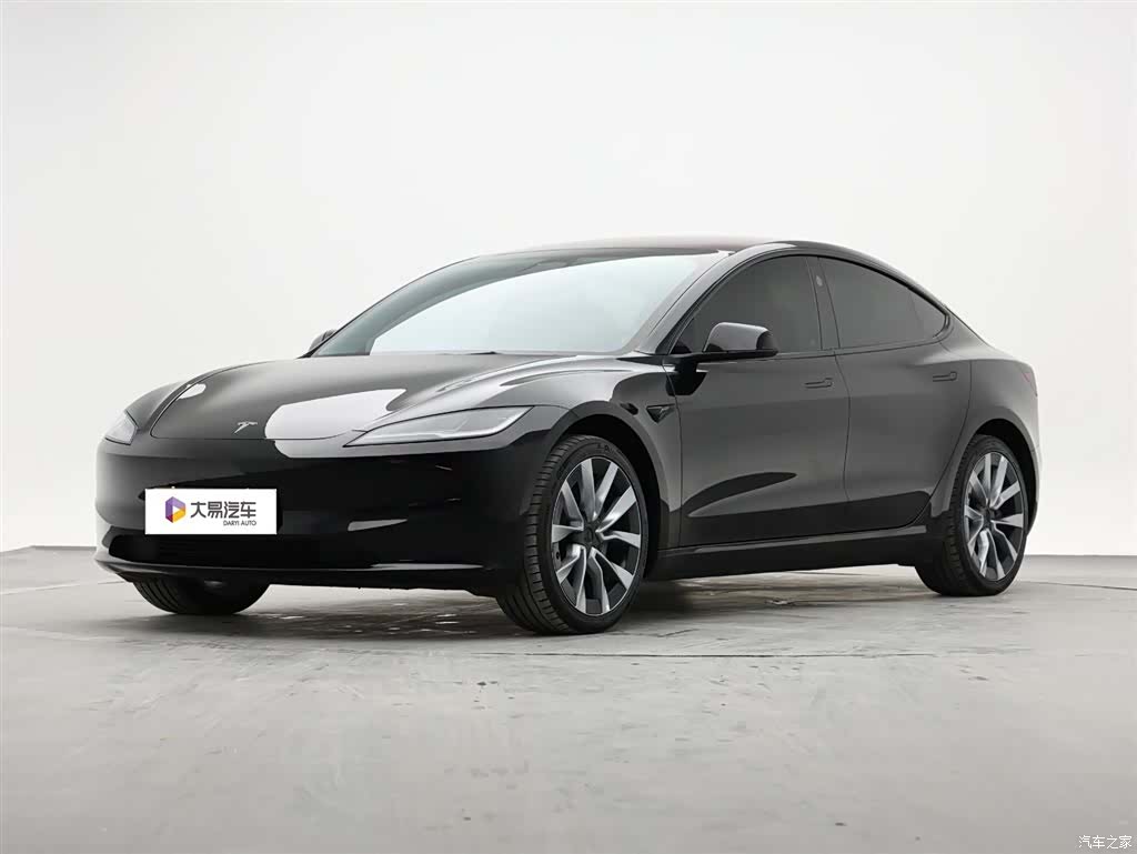 Tesla Model 3, 2024 1