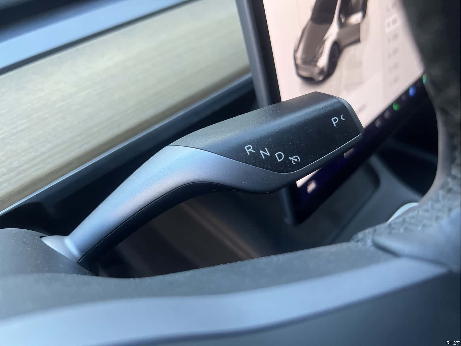 Tesla Model Y, 2023 10