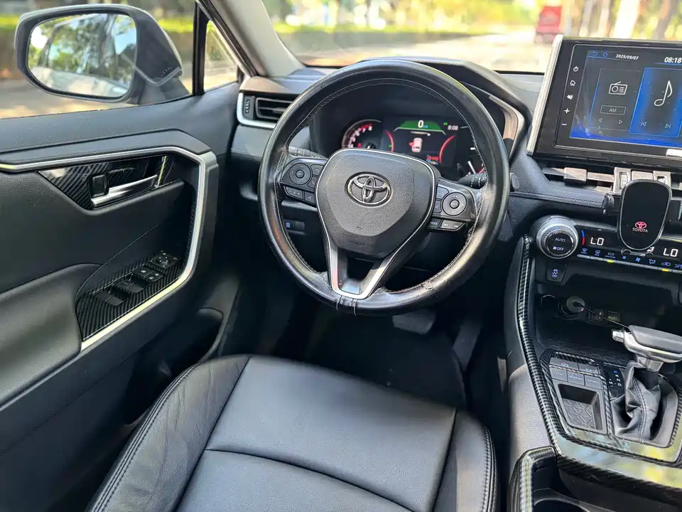 Toyota RAV4 Rongfang