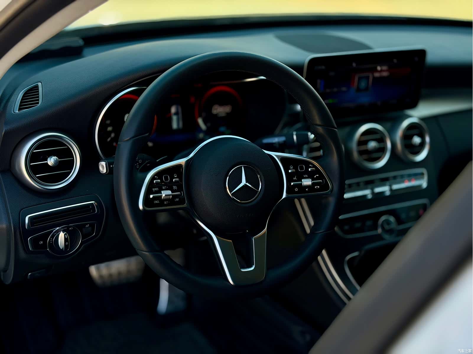 Mercedes-Benz C-Class, 2019 7