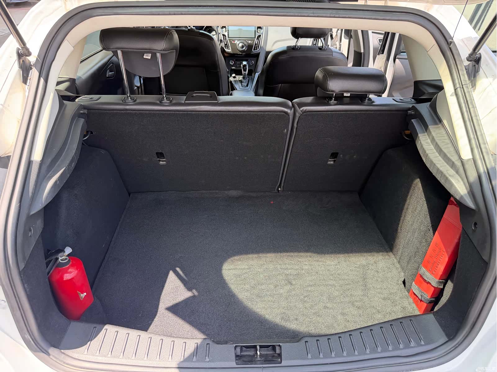Ford Focus, 2015 19