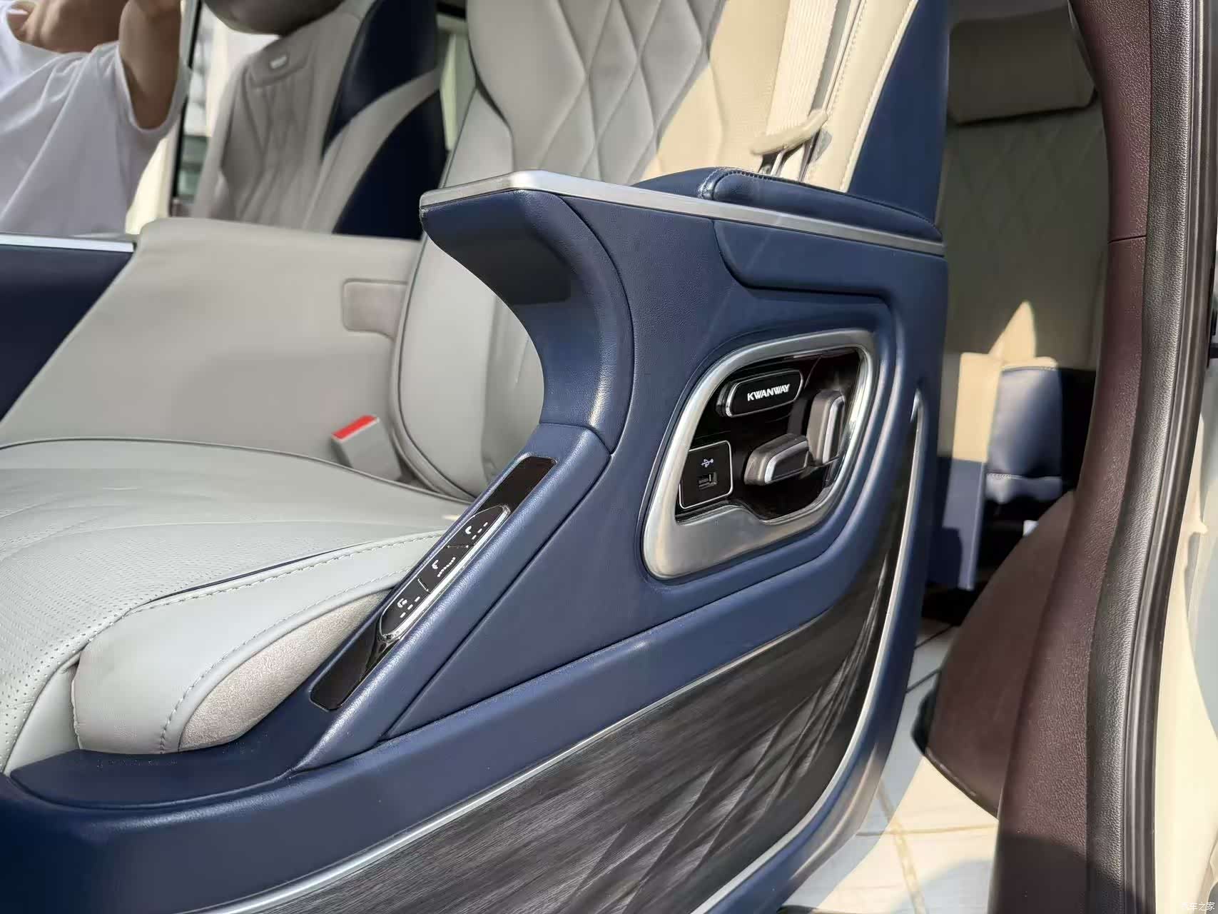 Trumpchi M8, 2021 31