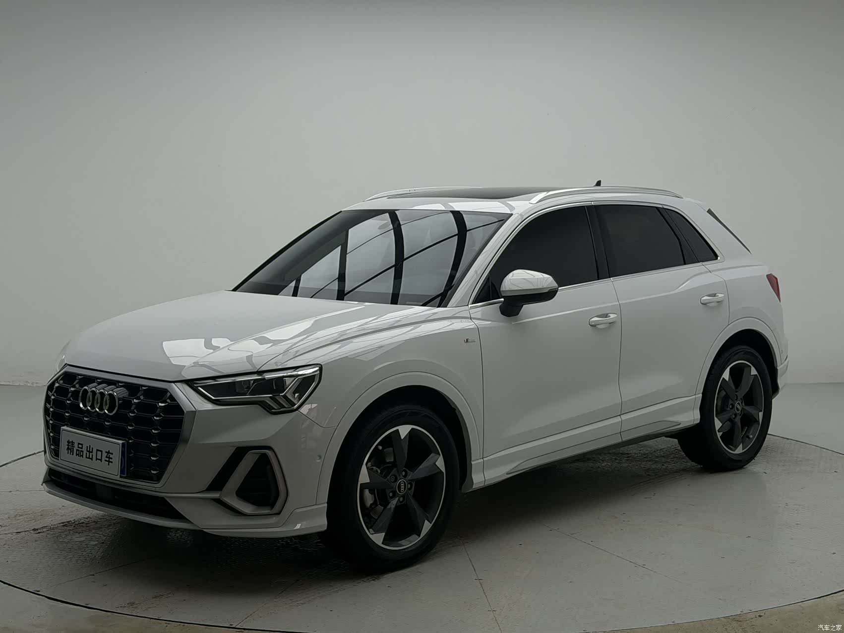 Audi Q3, 2023 1