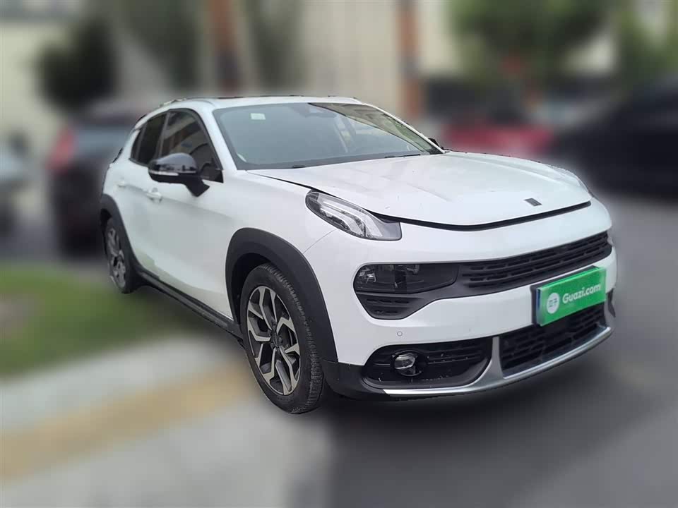 Lynk & Co 02