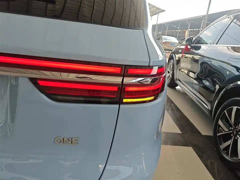 Li Auto Ideal ONE