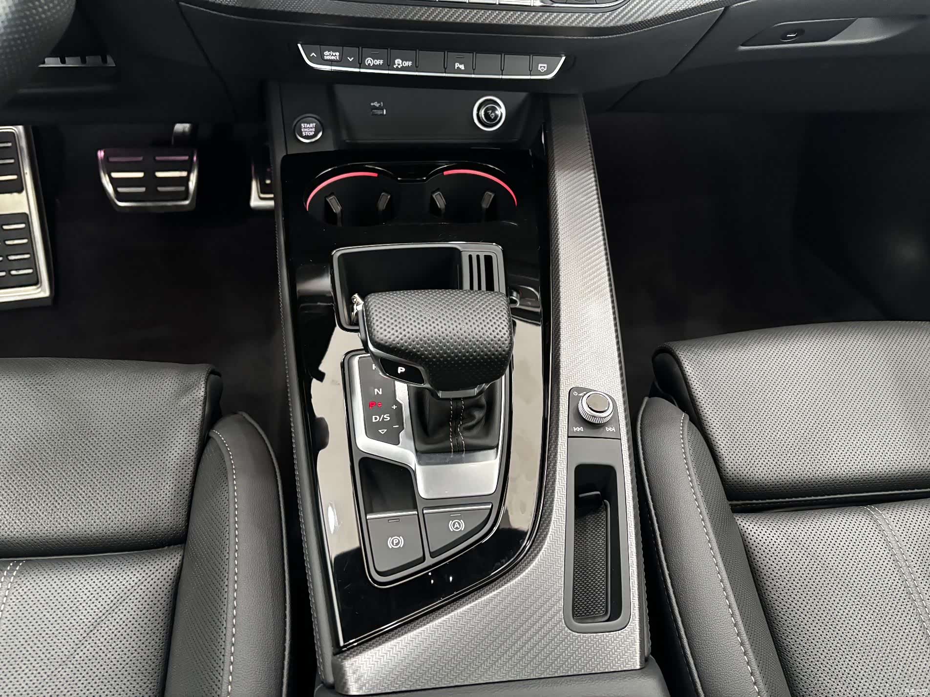 Audi A4L, 2024 20