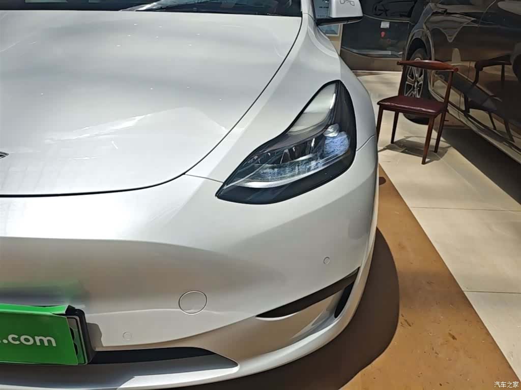 Tesla Model Y, 2022 24