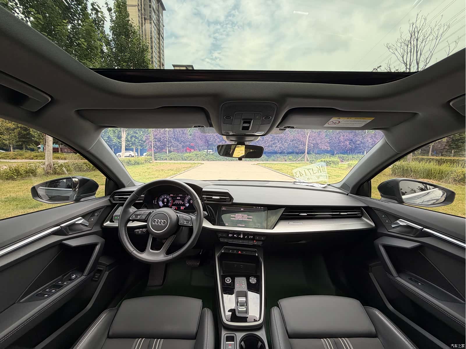 Audi A3, 2023 все фото