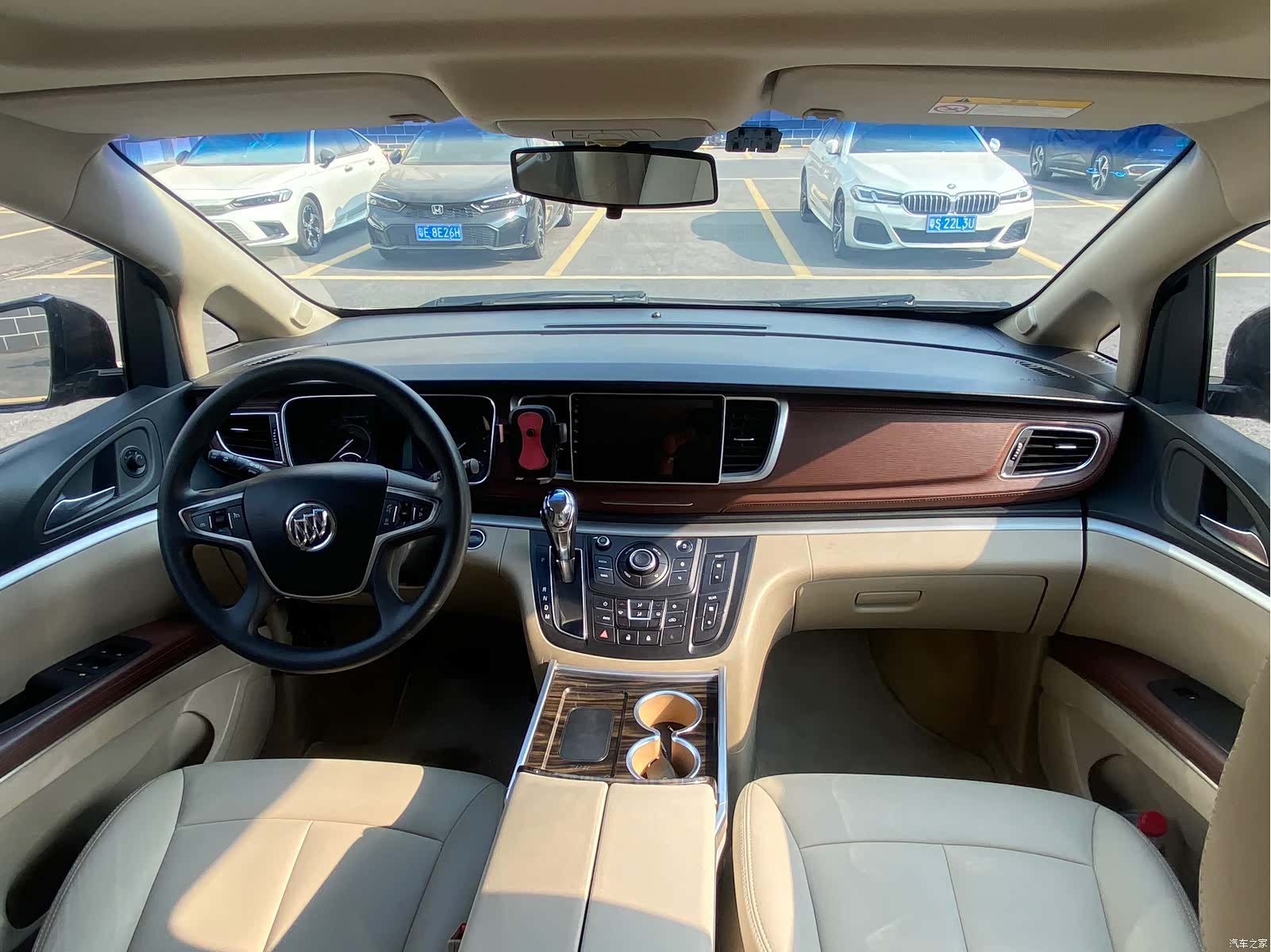 Buick GL8, 2019 15
