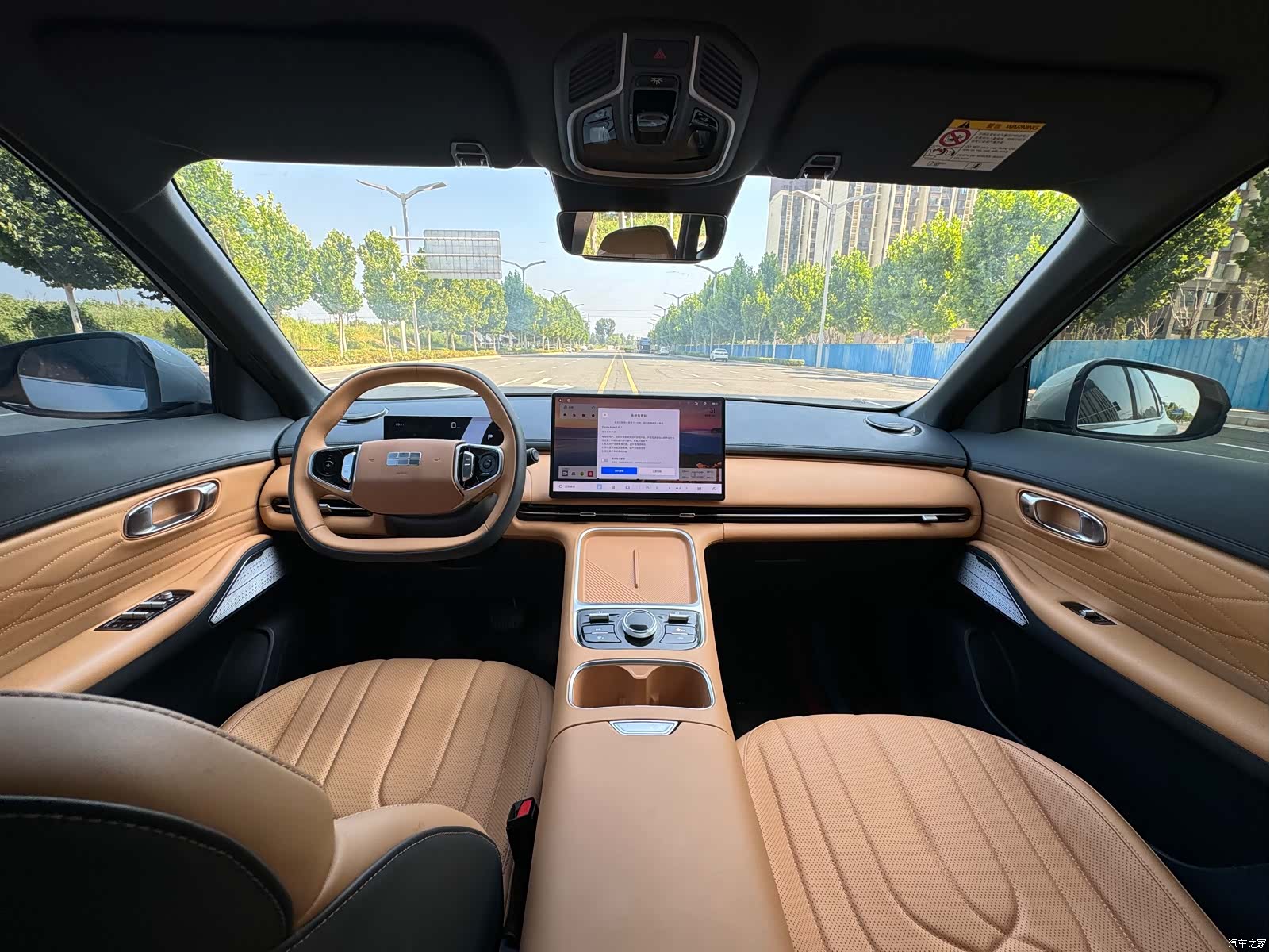 Geely 7, 2025 все фото