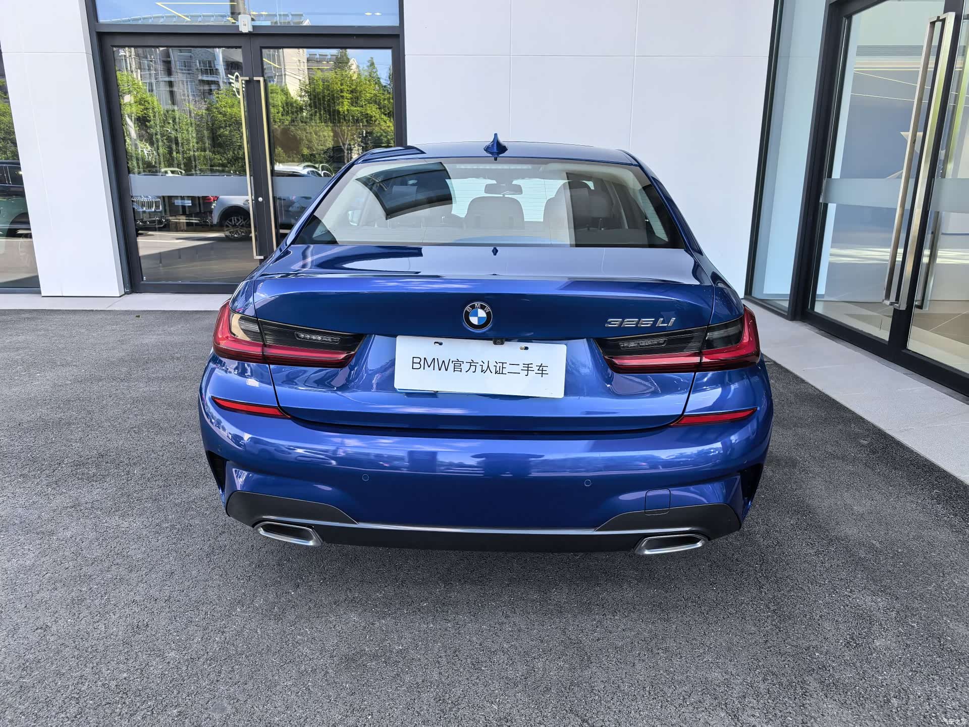 BMW 3 Series, 2022 все фото