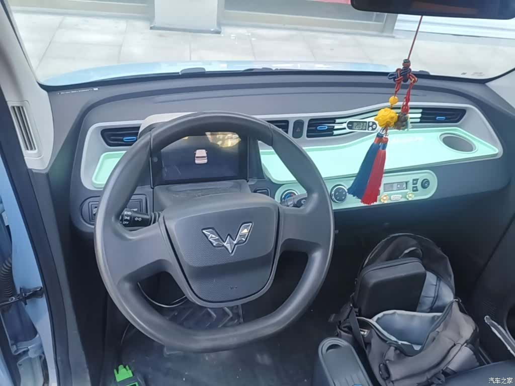 Wuling MINIEV, 2021 10
