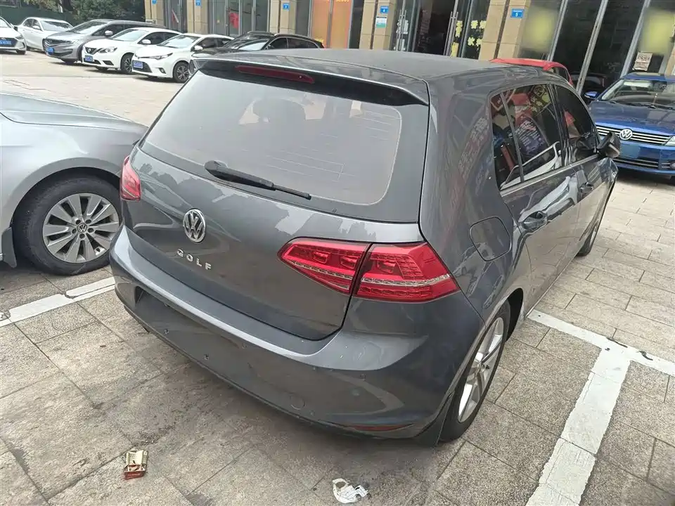 Volkswagen golf