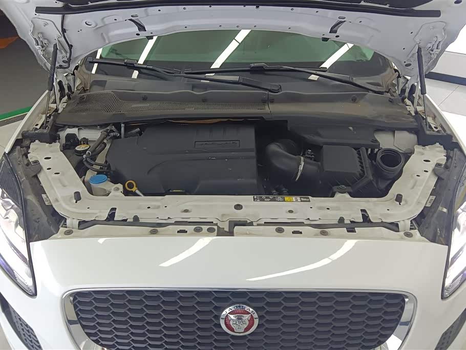 Jaguar E-PACE Jaguar E-PACE