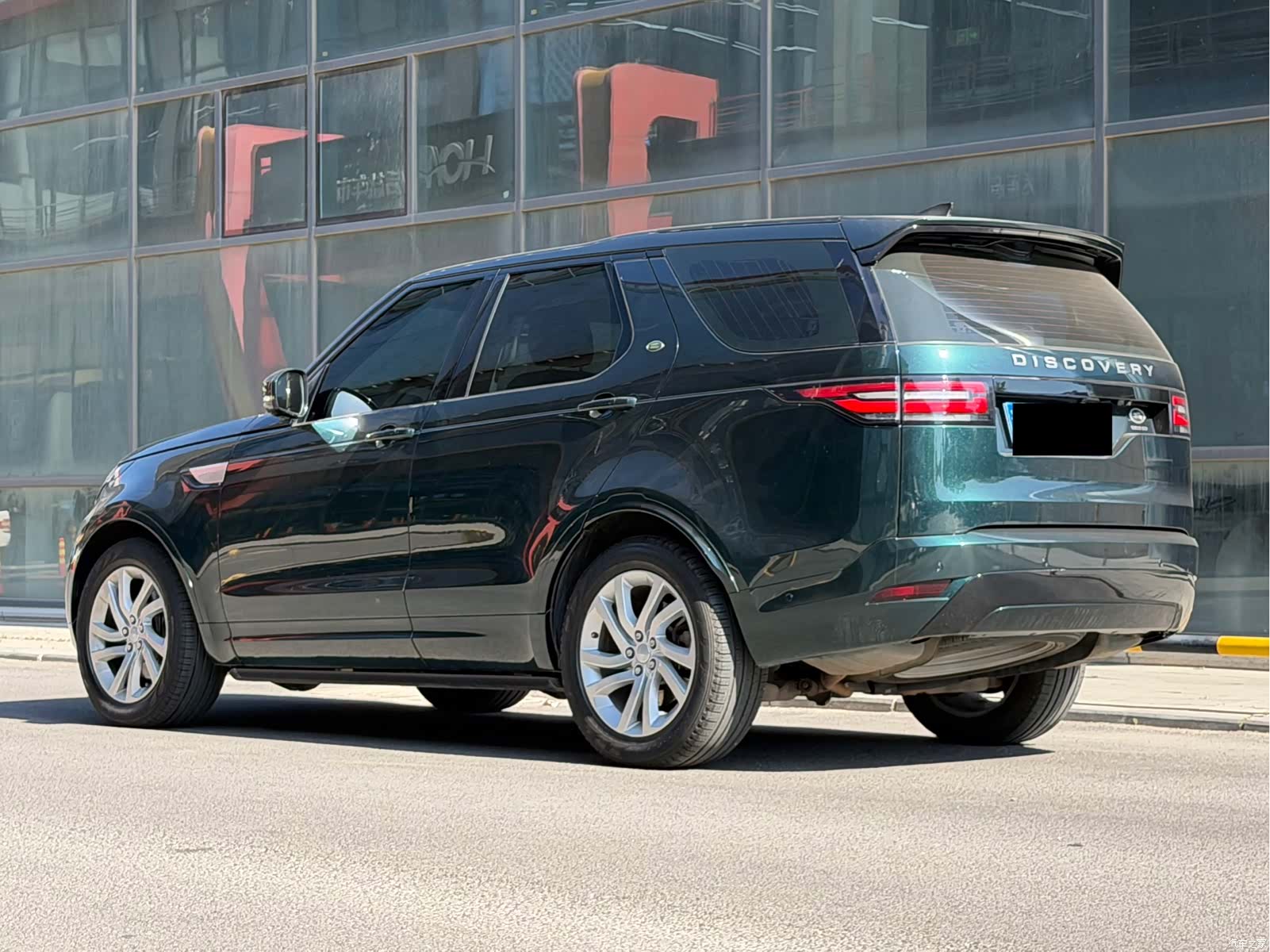 Land Rover Discovery, 2018 4