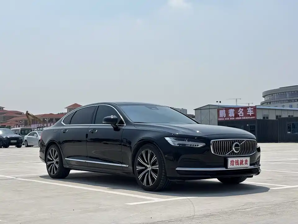 Volvo S90