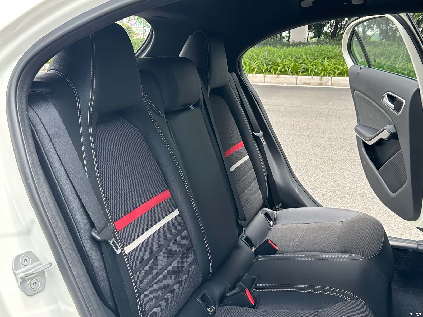 Mercedes-Benz A-Class, 2013 12