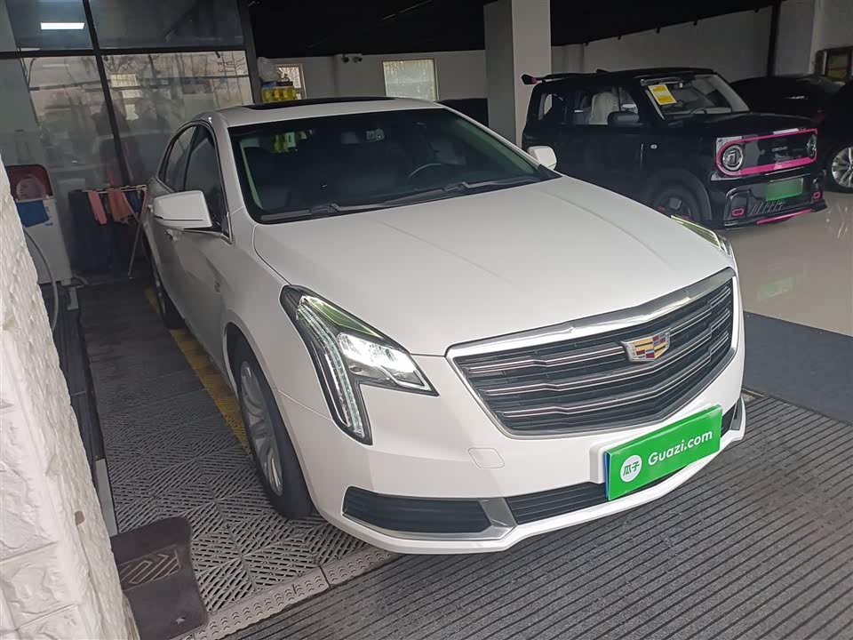 Cadillac XTS