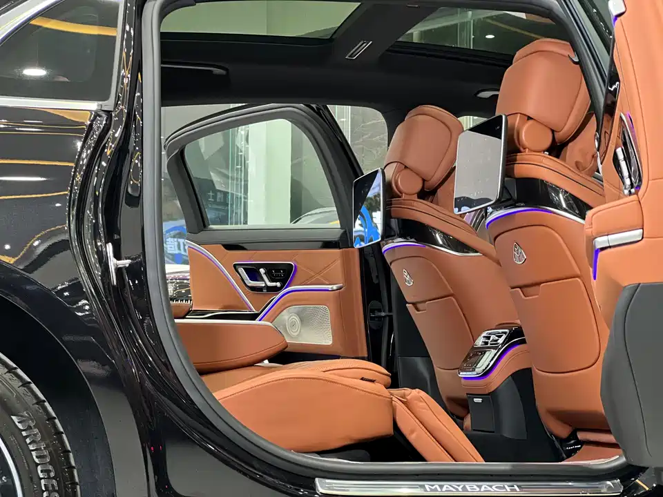 Mercedes-Benz Maybach S-class