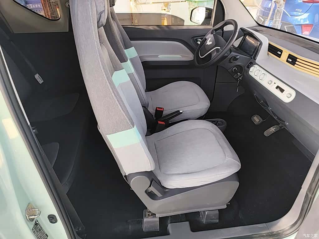 Wuling MINIEV, 2021 25