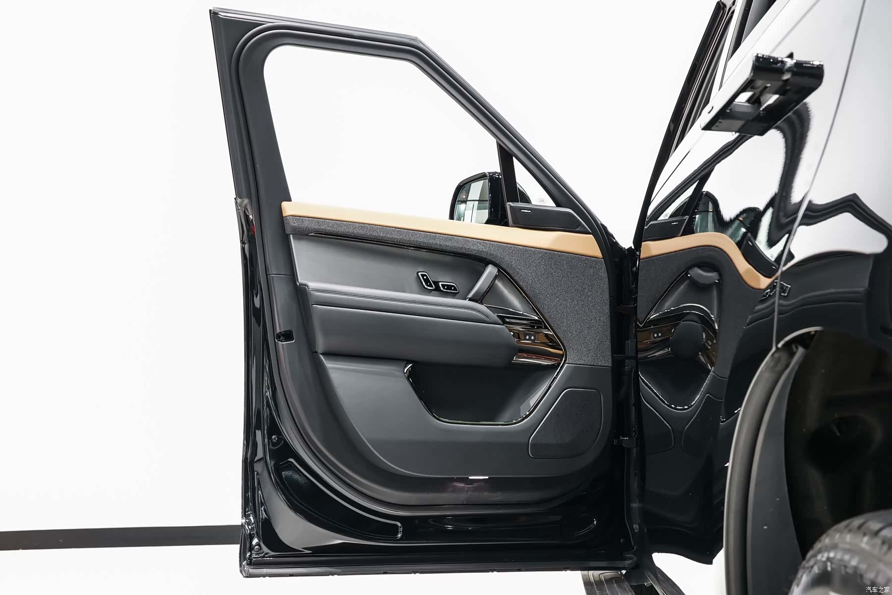 Land Rover Range Rover, 2023 14