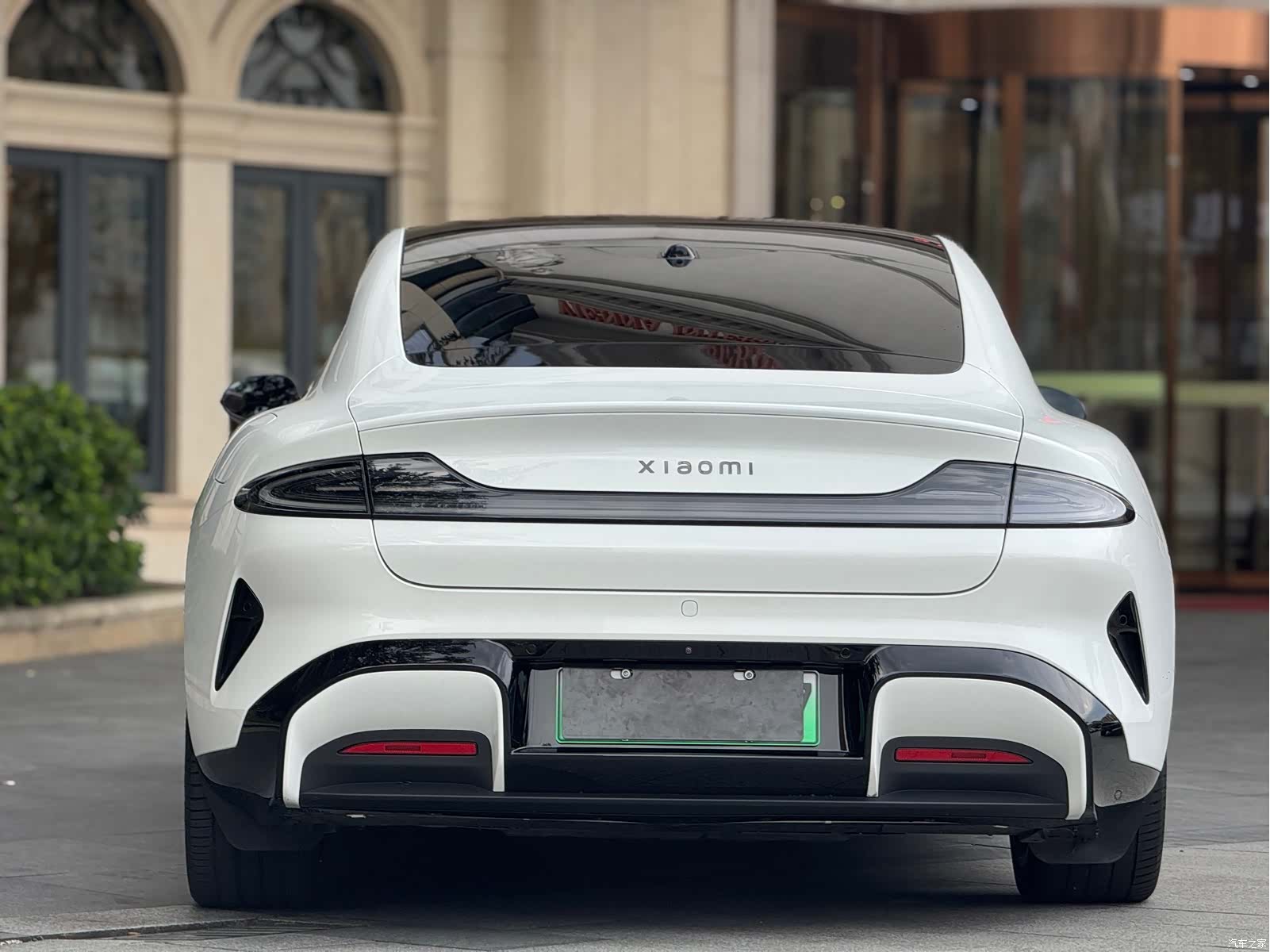 Xiaomi SU7, 2024 10