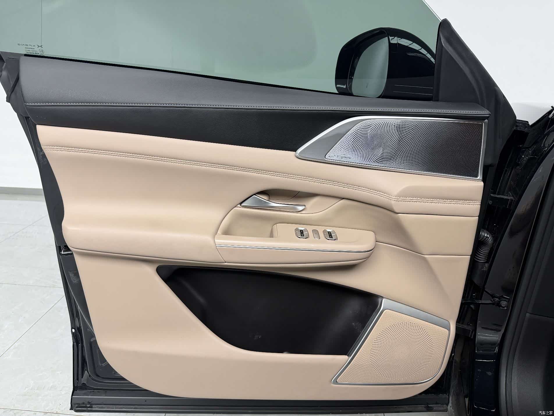 Xpeng G9, 2025 9