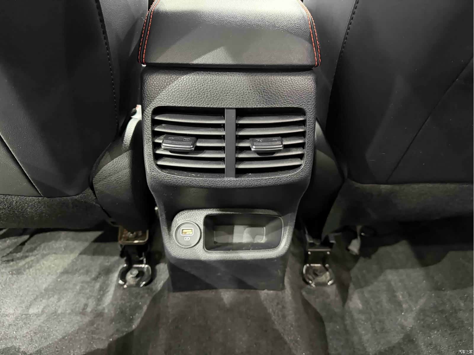 Kia KX3, 2022 14