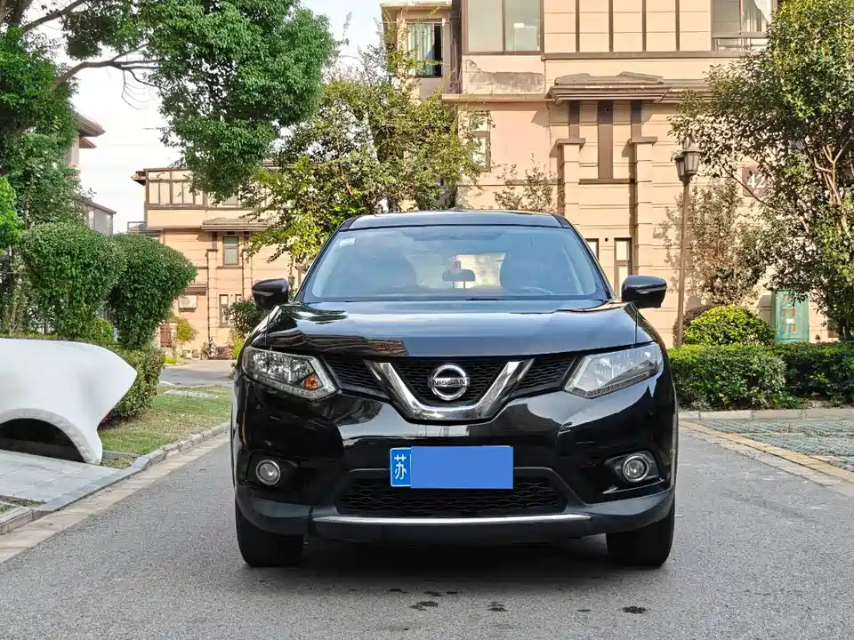 Nissan Qijun