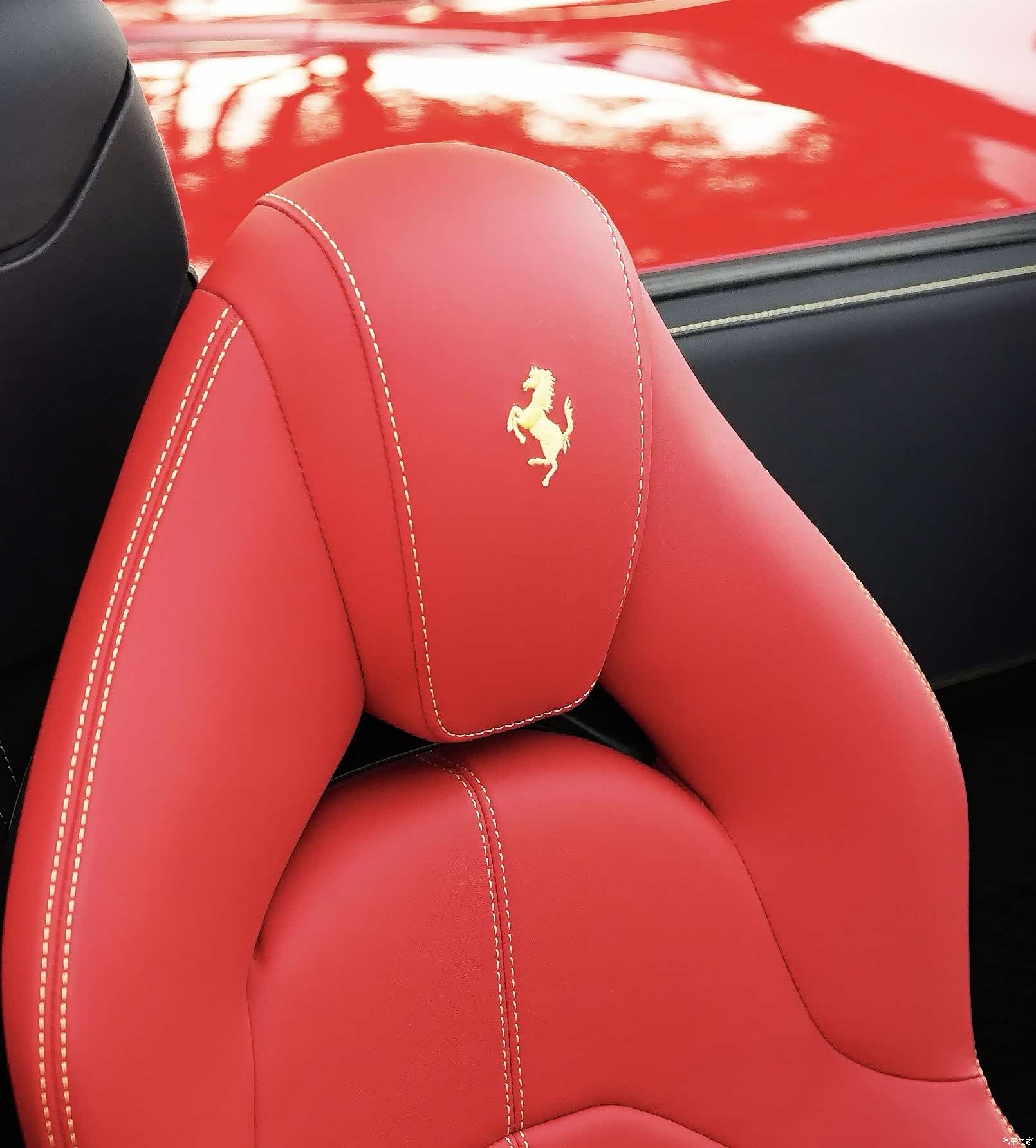 Ferrari F8, 2022 3