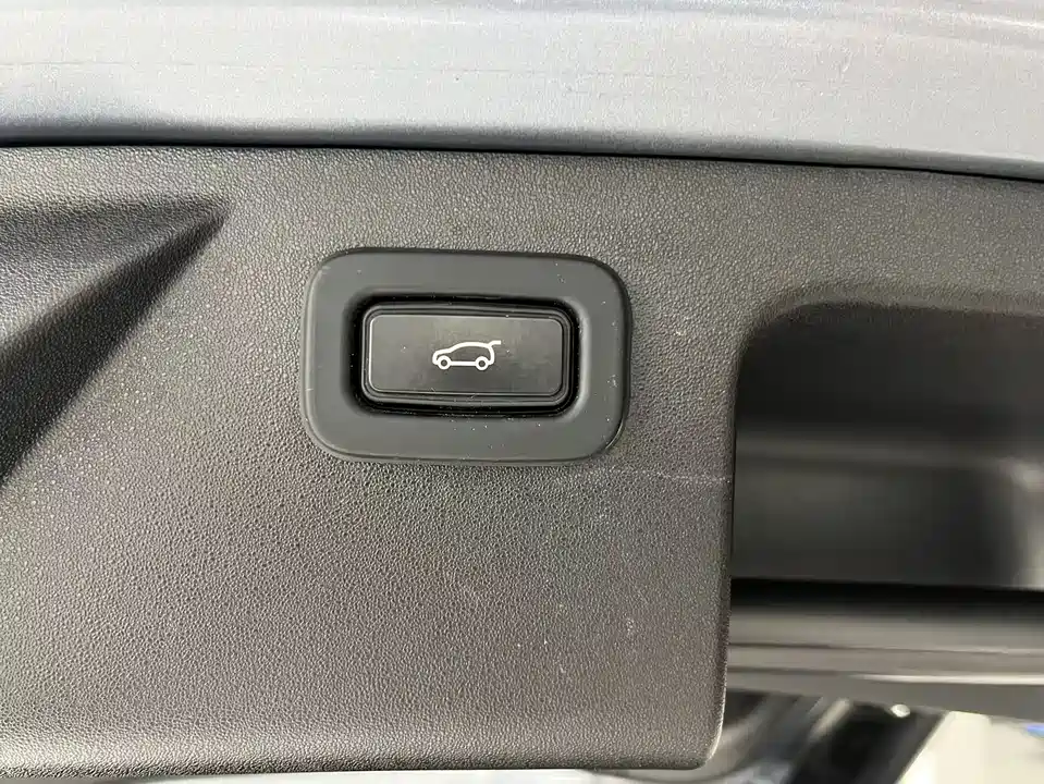 Land Rover Discover sports