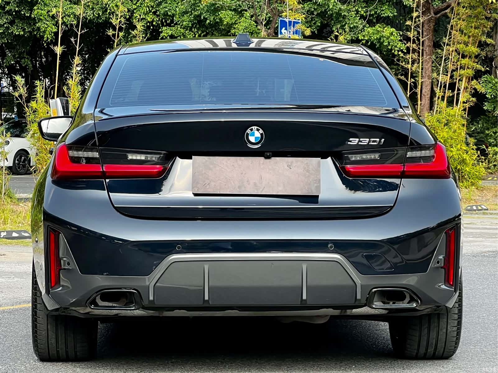 BMW 3 Series, 2024 все фото