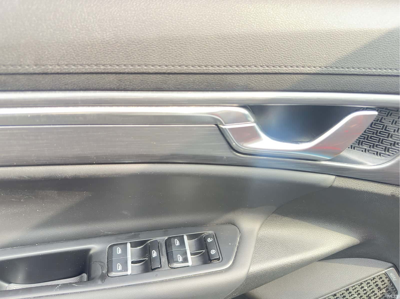 Geely Emgrand, 2020 19