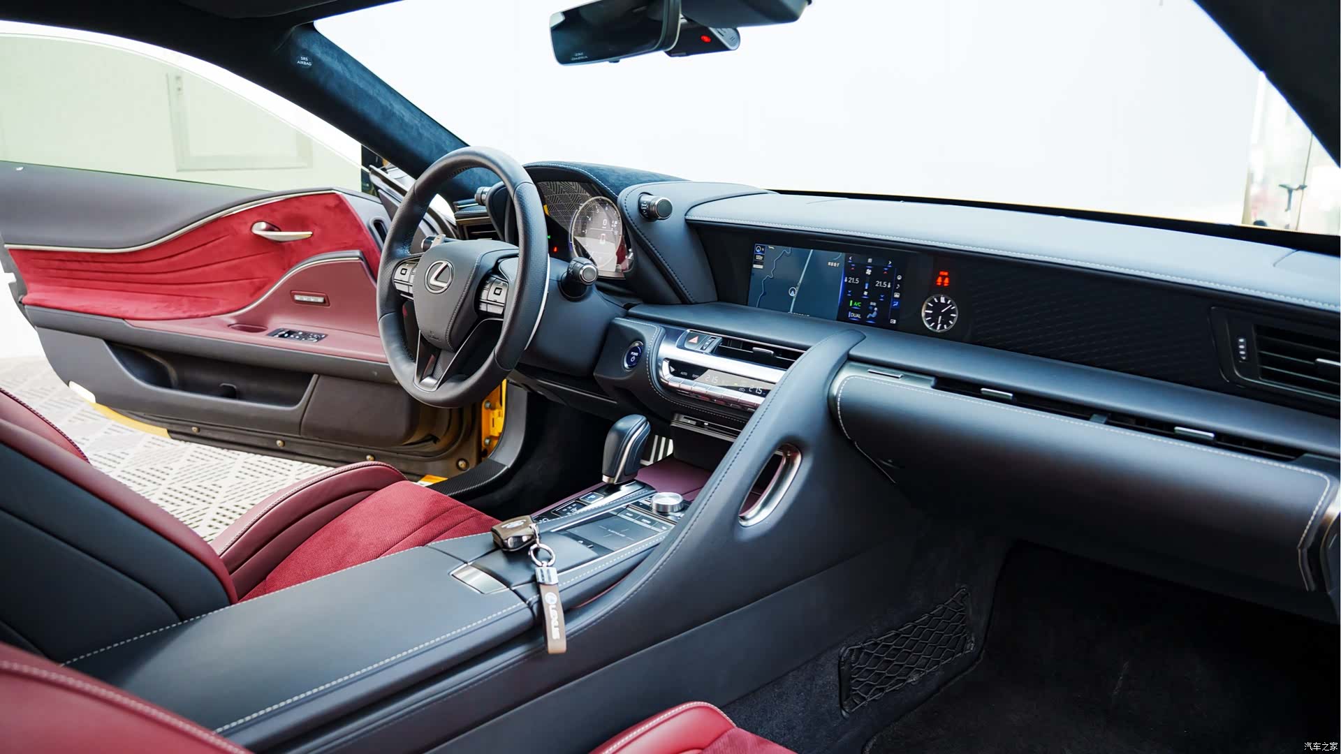 Lexus LC, 2018 10