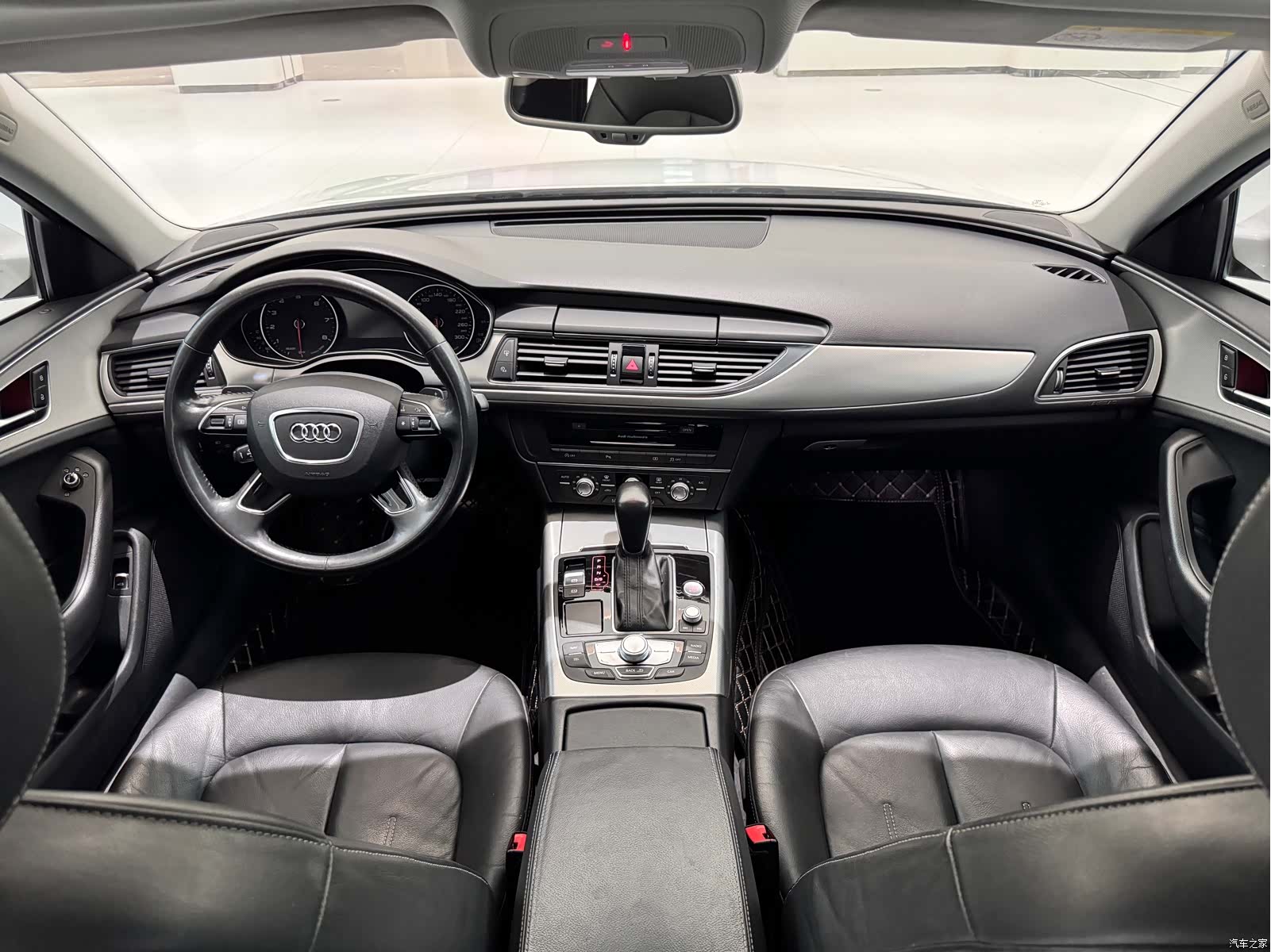 Audi A6L, 2019 все фото