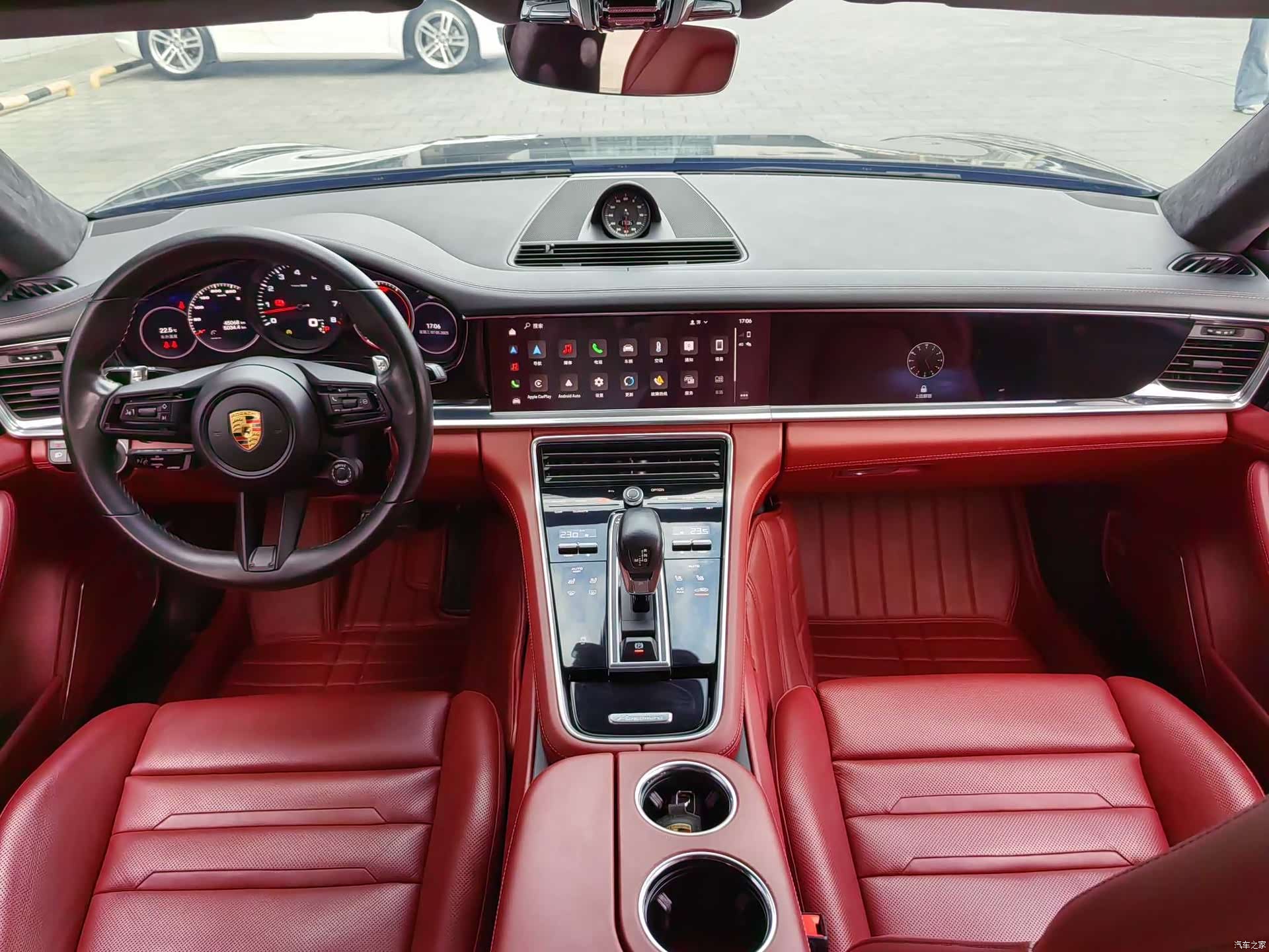 Porsche Panamera, 2022 13