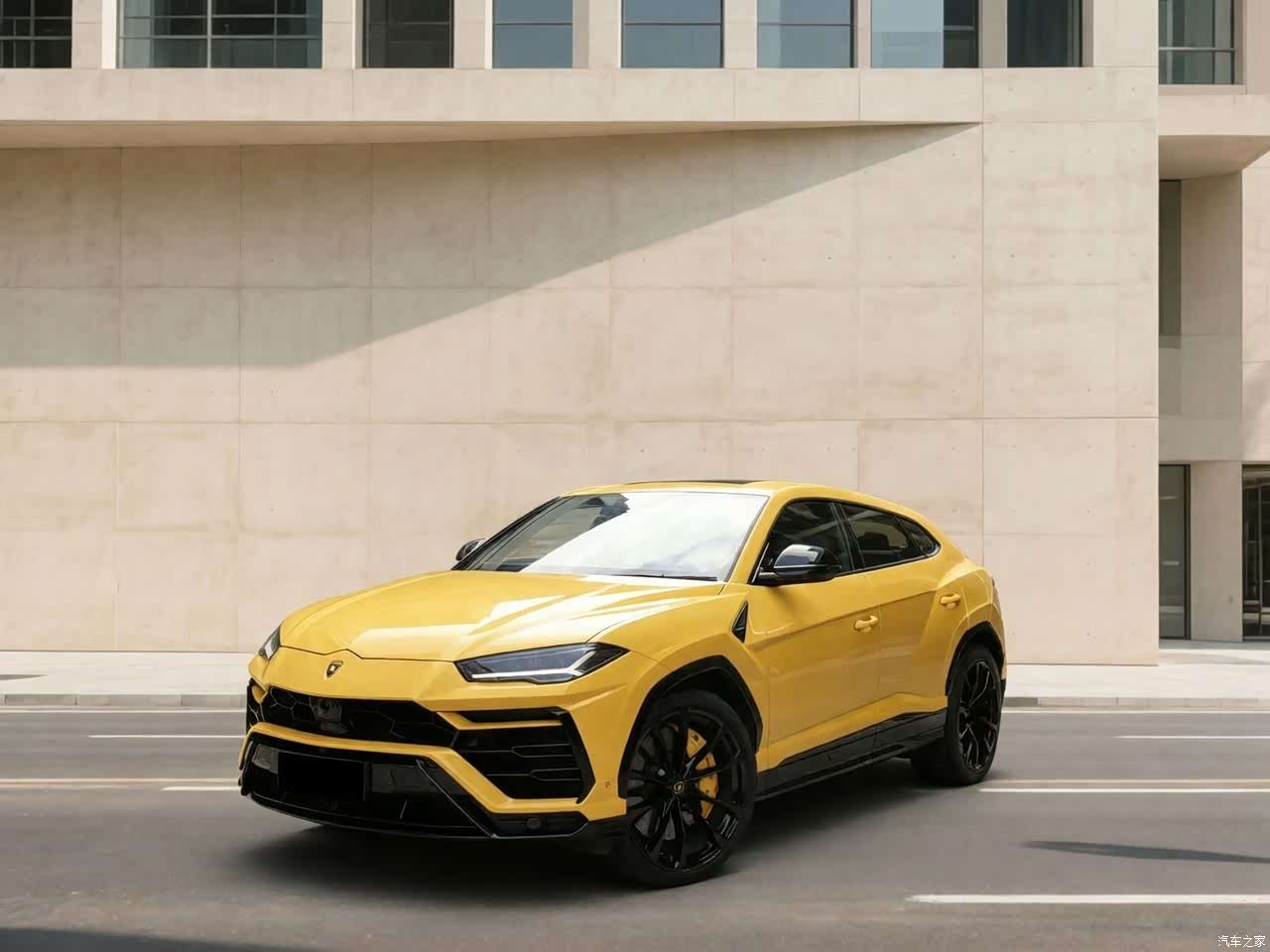 Lamborghini Urus, 2022 1