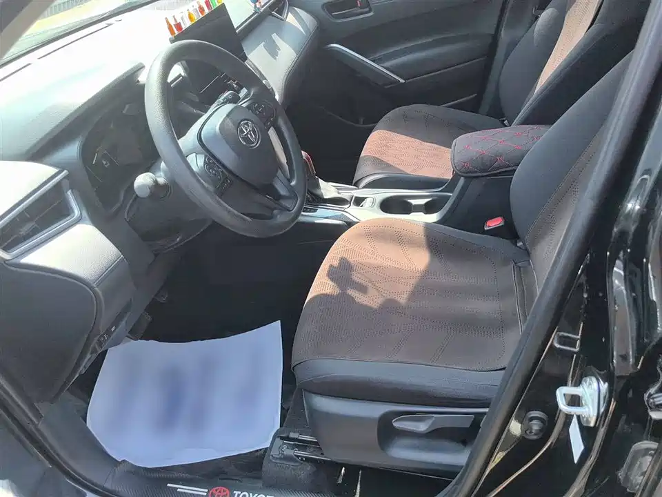 Toyota Corolla Sharp amplifier