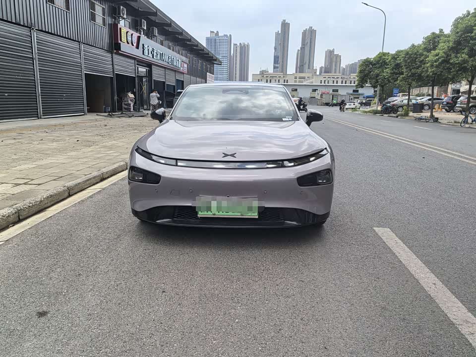 XPENG P7