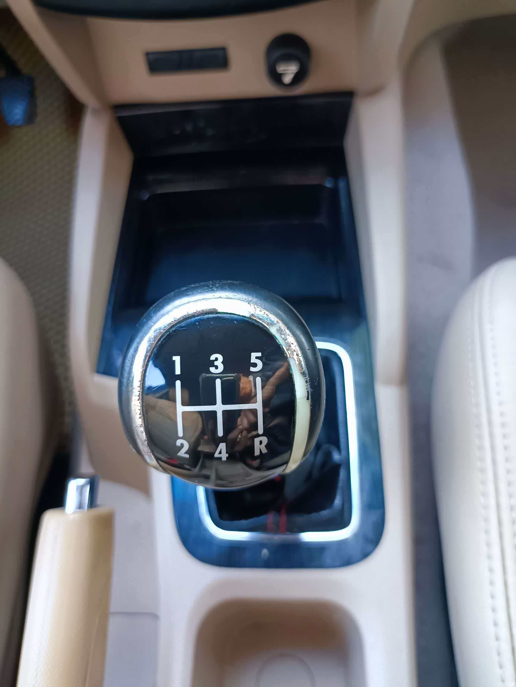 Wuling Hongguang, 2015 31