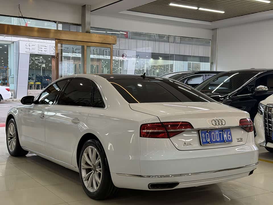 Audi A8