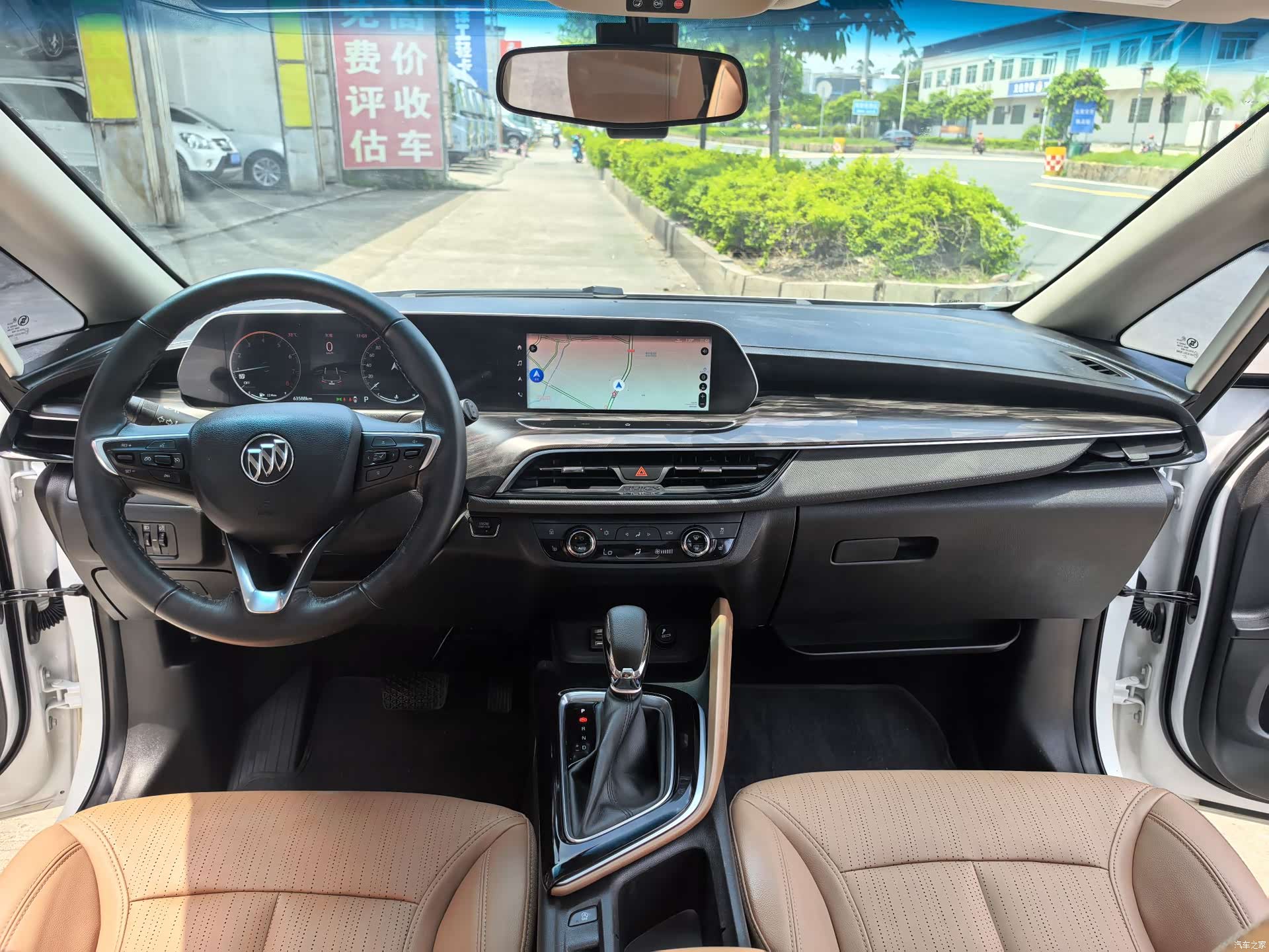 Buick GL6, 2022 9