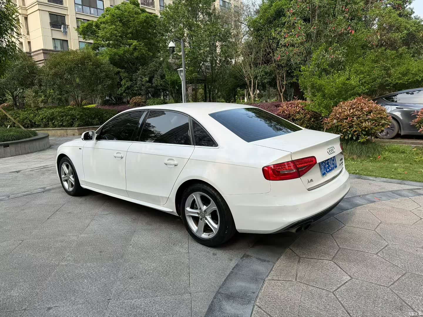 Audi A4L, 2015 7