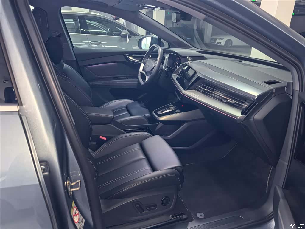 Audi Q4 e-tron, 2024 10