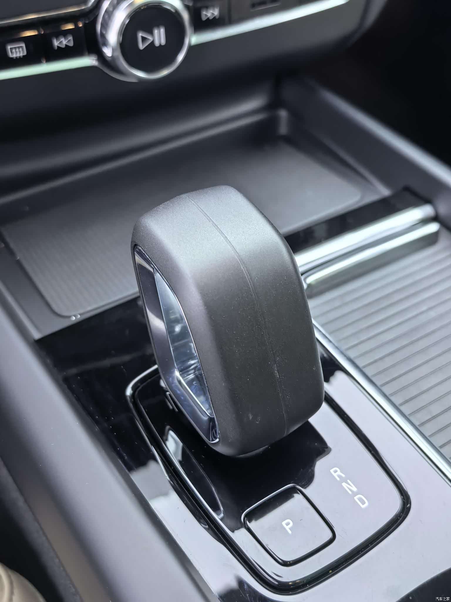 Volvo XC60, 2025 22
