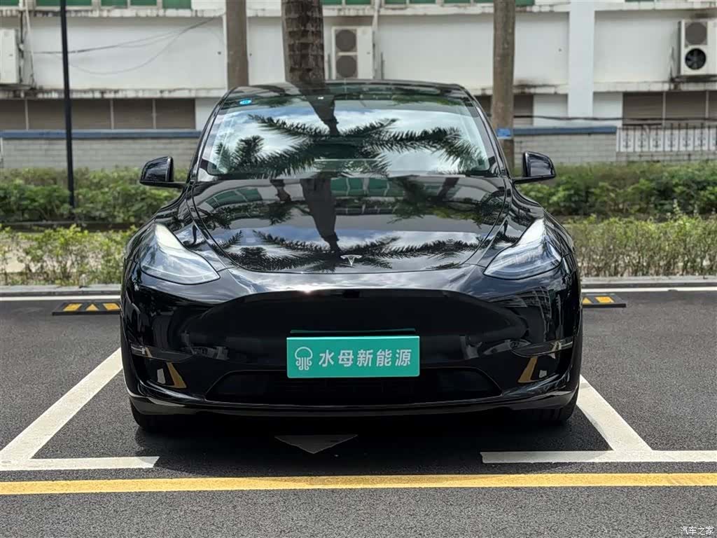 Tesla Model Y, 2021 2